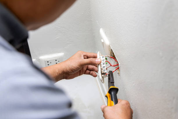 Best Electrical Outlet Repair  in Mason, MI